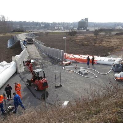 Bild vergrößern: Hochwasserschutz Klranlage 6